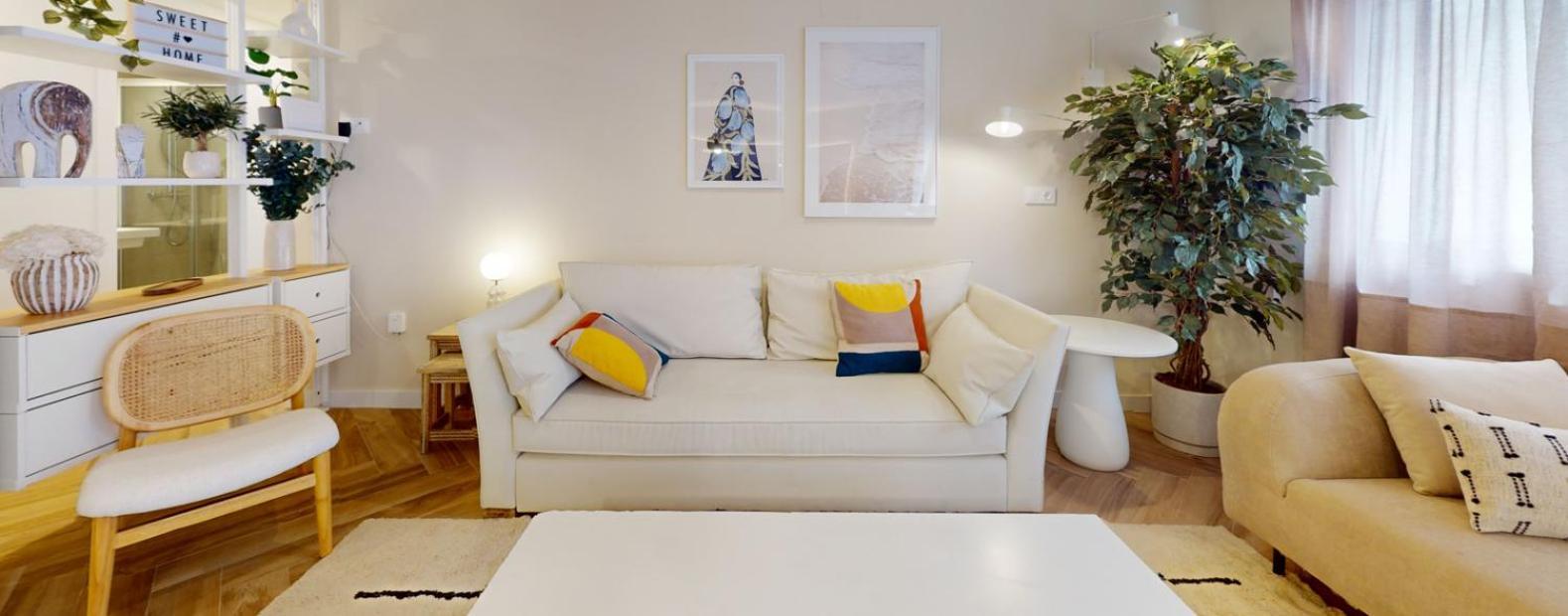 Apartment Stylish In With Ac And Balcony